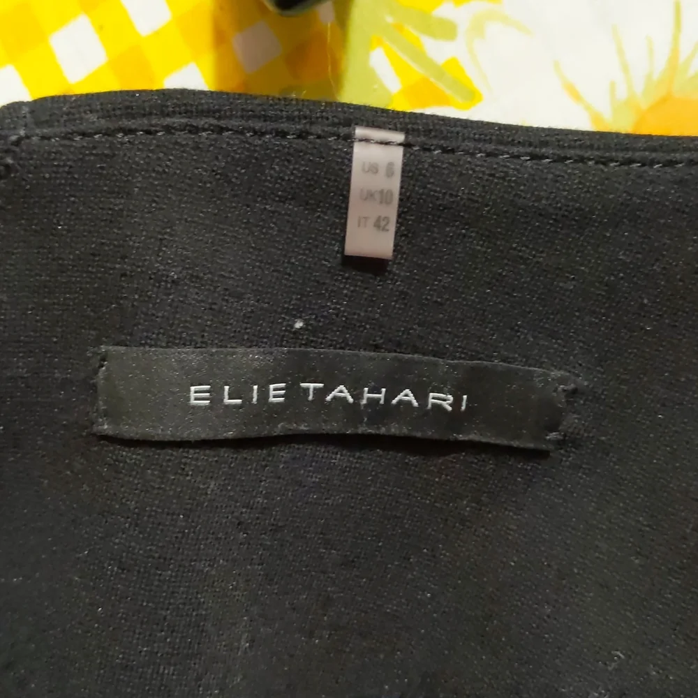 Elie tahari black pencil skirt
